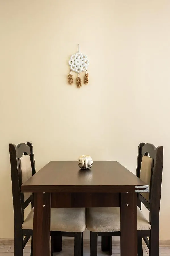 ソフィアNomad Haven: 1Bd Flat With Balcony & Deskアパートメント 0*, ソフィア